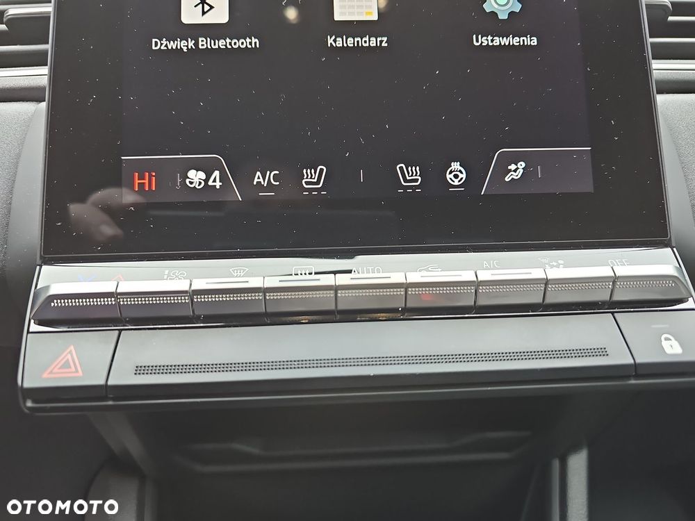 Renault Captur 1.0 TCe Techno - 12