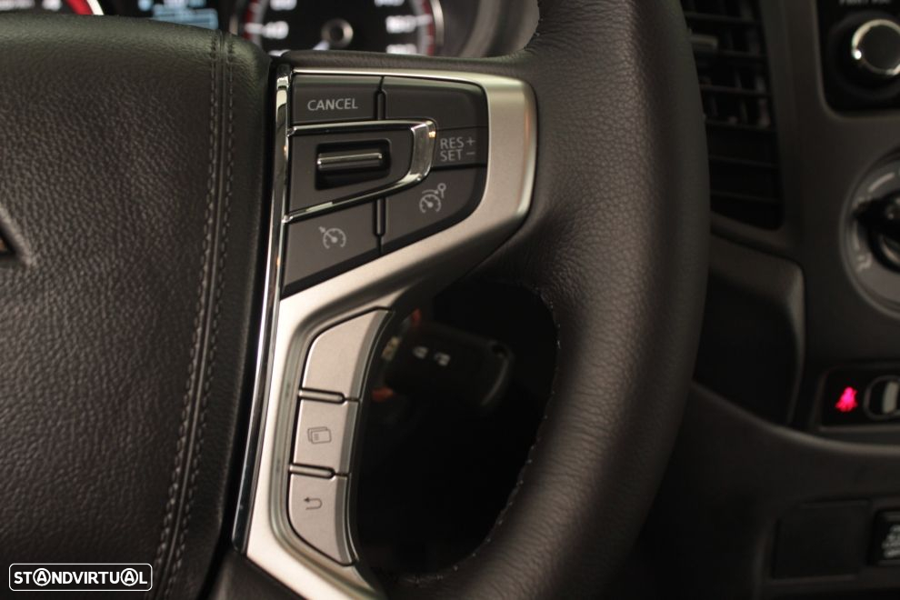Mitsubishi L200 2.3 DI-D CD Invite 4WD - 25