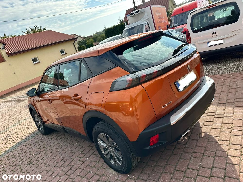 Peugeot 2008 PureTech 130 EAT8 Allure - 2