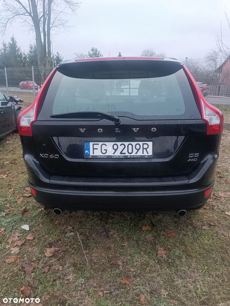 AUTO NA CZĘŚCI -VOLVO XC60 NA CZĘŚCI ĆWIARTKA BŁOTNIK POSZYCIE KLAPA ZDERZAK LAKIER 452-46 Dostawa GWARANCJA !!! Ćwiartka Drzwi Podłużnica Wanna Cały na części !!! Alufelgi Koła Przód Tył Zestaw Komplet Drzwi Klapa Zderzak Błotnik Maska Grill Atrapa Szyba Pas Lampa Lusterko Boczki Fotel Kanapa Kokpit Deska Rozdzielcza Przełącznik Włącznik Sterownik Przewody Wiązka Instalacja Moduł Komputer Czujnik Listwa Pompa Alternator Wtryski Głowica Rozrusznik Kompresor Sprzęgło Dwumas Silnik Skrzynia ABS Klimatyzacji Paliwa Wspomagania Kolektor Turbina Przepustnica Zawór Chłodnica Koło Hak Belka Sanki Zawieszenie Mcpherson Półoś Amortyzator Wydech Tłumik Zacisk Most - 4