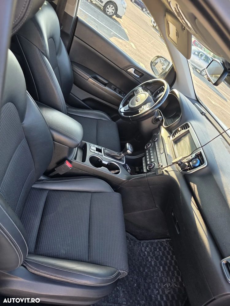 Kia Sportage - 12