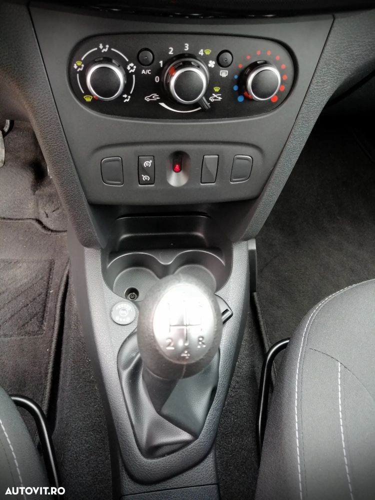 Dacia Sandero TCe 90 Laureate - 13