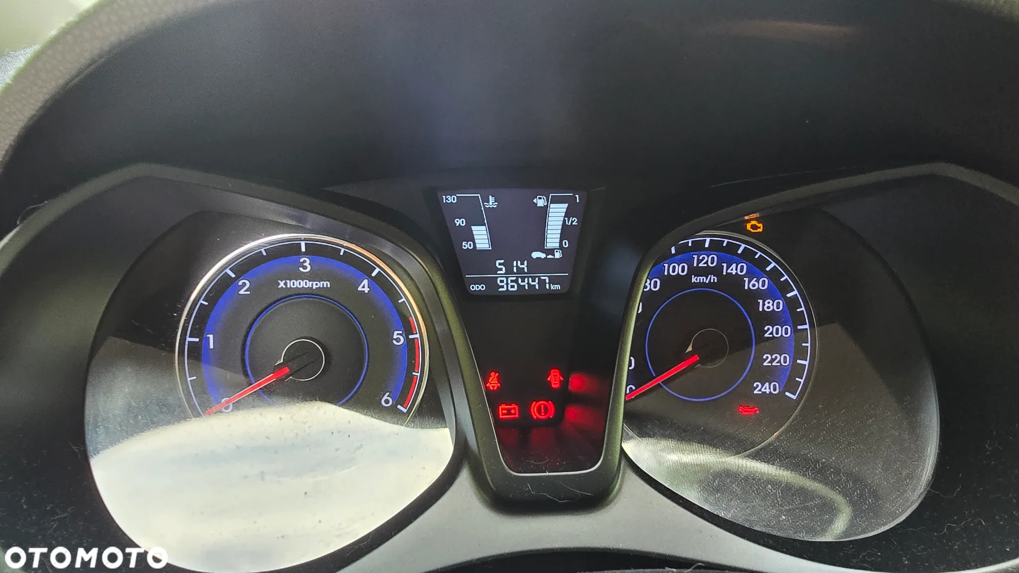 Hyundai ix20 1.4 CRDi Premium - 14