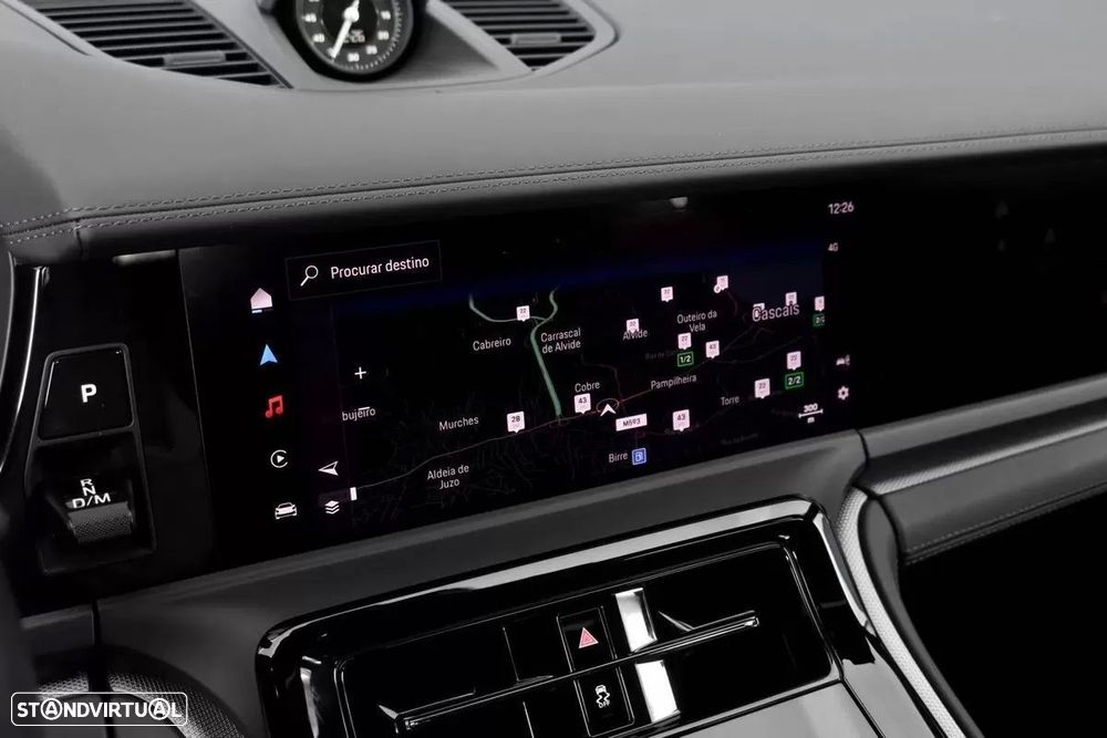 Porsche Panamera 4 E-Hybrid - 16