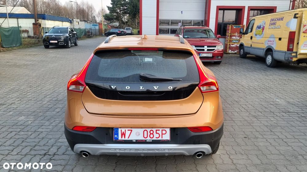 Volvo V40 Cross Country D3 Geartronic Kinetic - 5