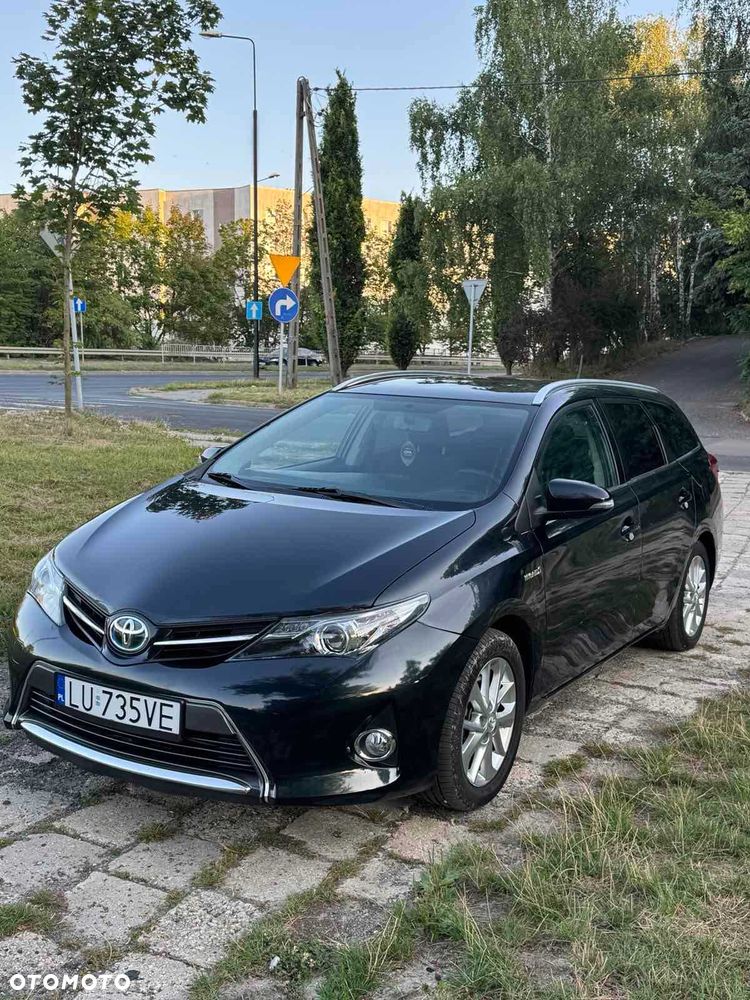 Toyota Auris - 1