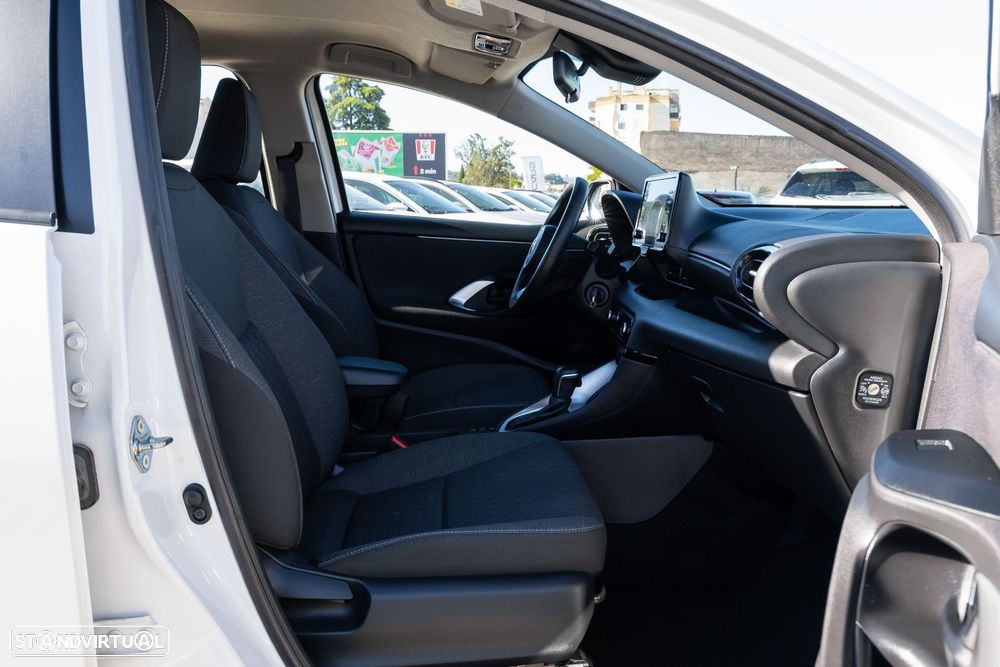 Toyota Yaris 1.5 HDF Comfort - 16