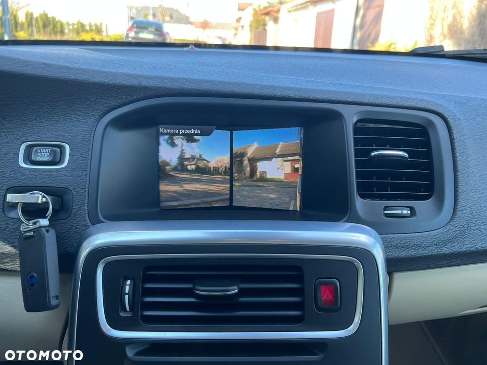 Volvo V60 T4 Summum - 37