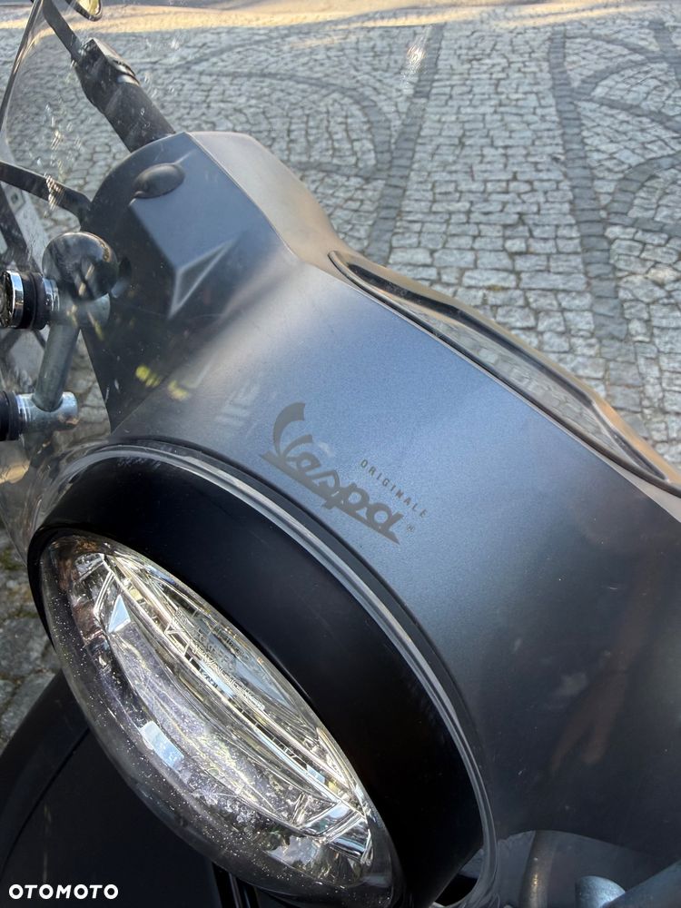 Vespa GTS - 9
