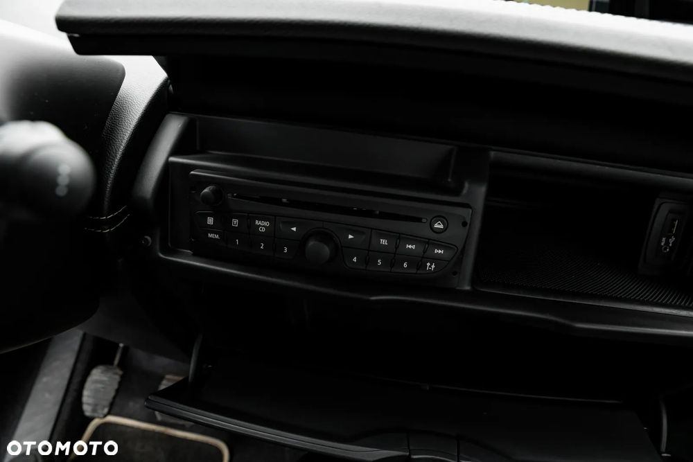 Renault Espace TCe 170 Paris - 32