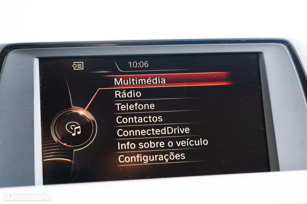 BMW 318 d - 12