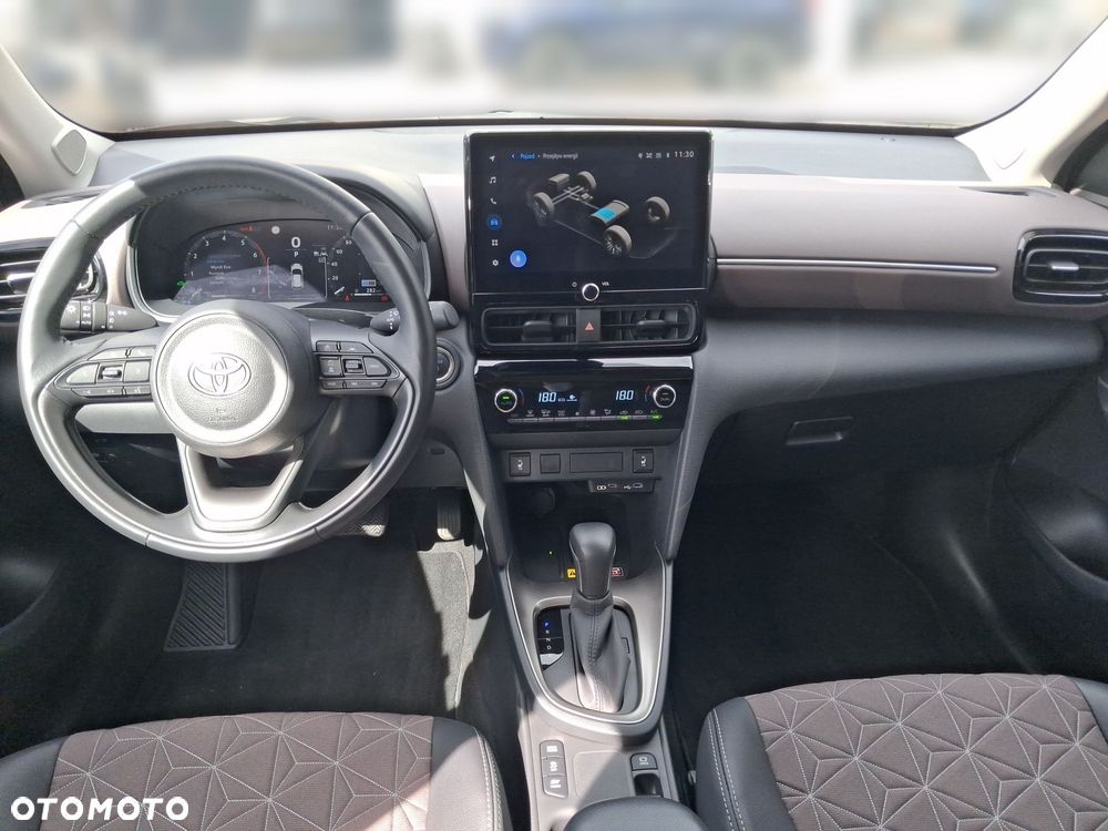 Toyota Yaris Cross Hybrid 1.5 Executive - 9