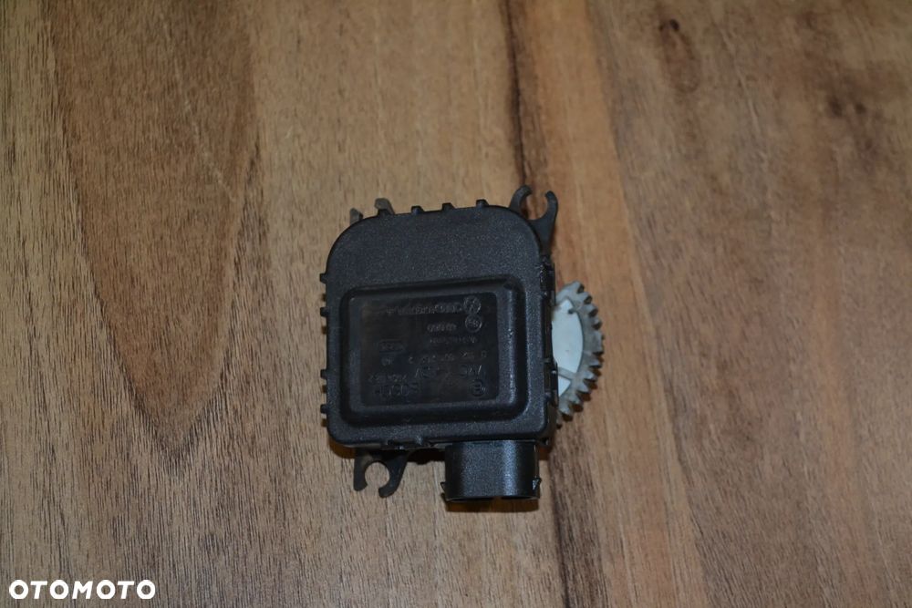 VW POLO 9N SEAT IBIZA AUDI A2 SKODA FABIA SILNICZEK REGULACJI KLAP NAGRZEWNICY 6Q0907511A 0132801202 - 2