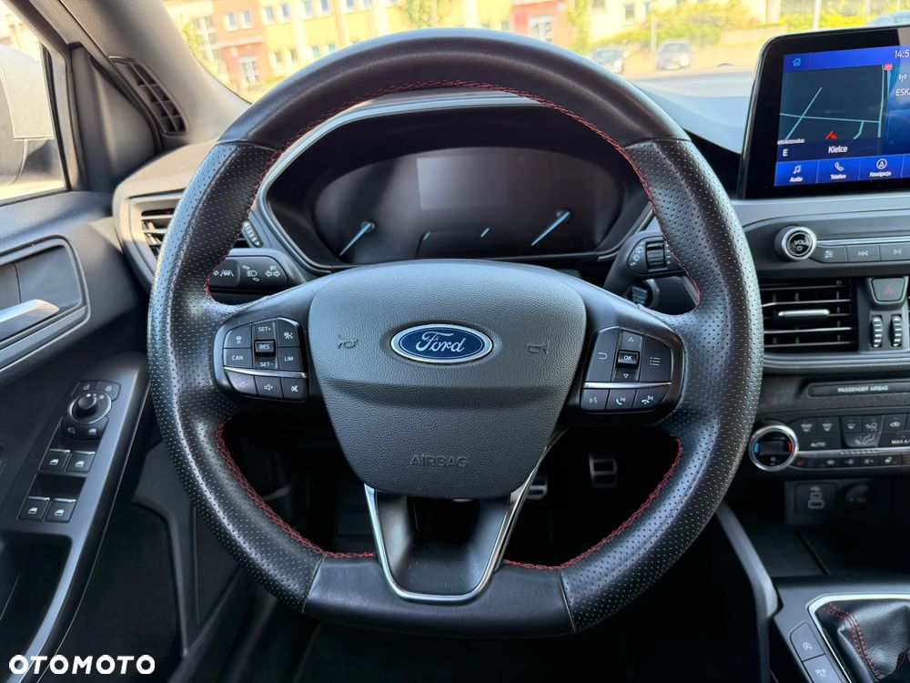 Ford Focus 1.0 EcoBoost mHEV ST-Line - 12