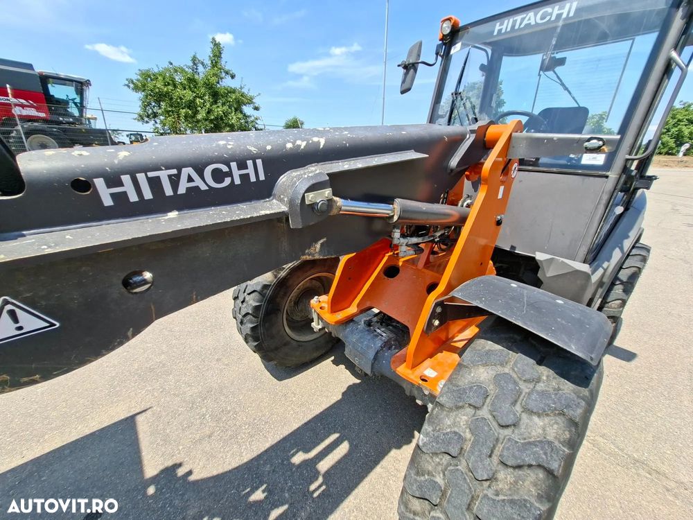Hitachi ZW95-6C  4x4 - 19