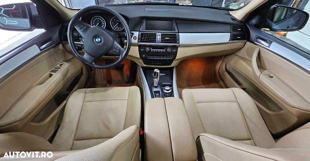 BMW X5 xDrive30d - 10