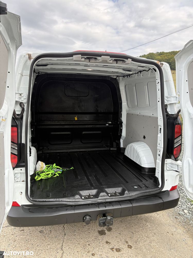 Ford Transit Custom 300L 2.0 EcoBlue 136 CP 8AT L2H1 FWD Trend - 10