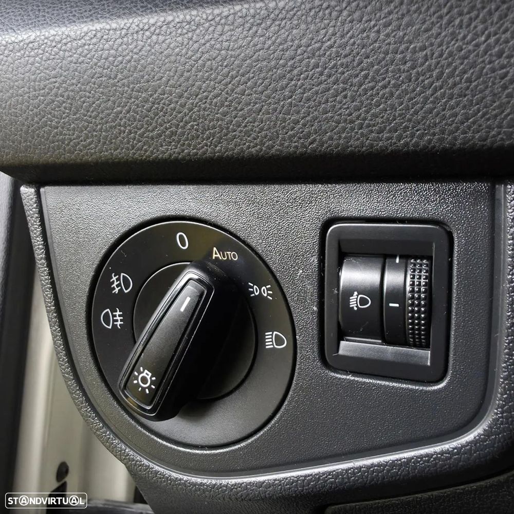 VW Polo 1.0 Trendline - 35