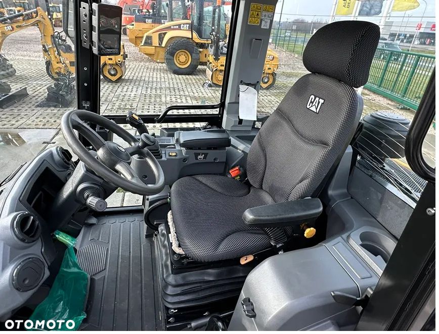 Caterpillar 906 - 25