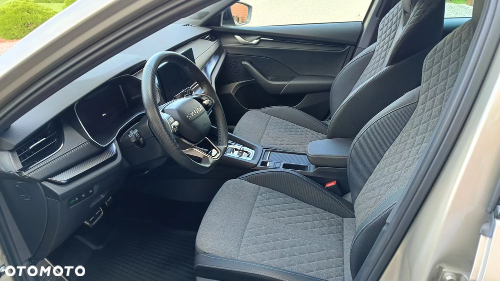 Skoda Octavia 1.5 TSI mHEV Sportline DSG - 19