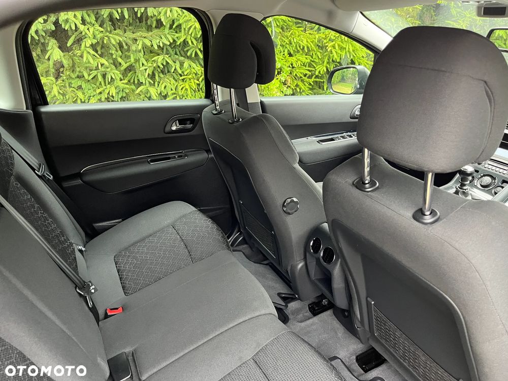 Peugeot 3008 PureTech 130 Stop & Start GPF Allure - 12