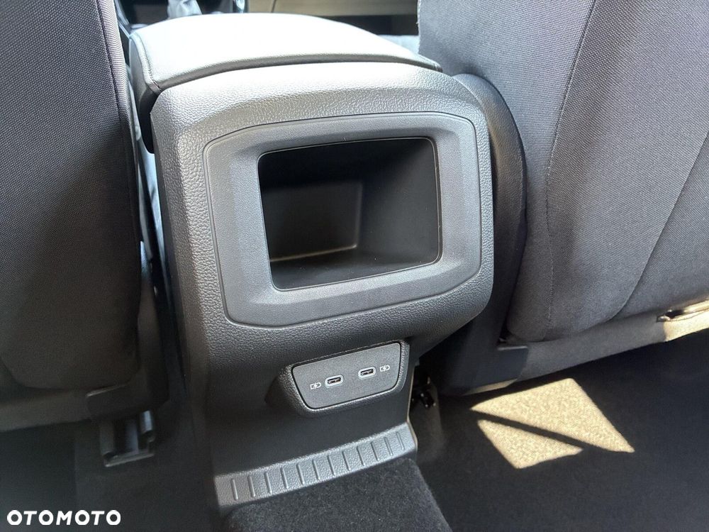 Volkswagen T-Cross - 25