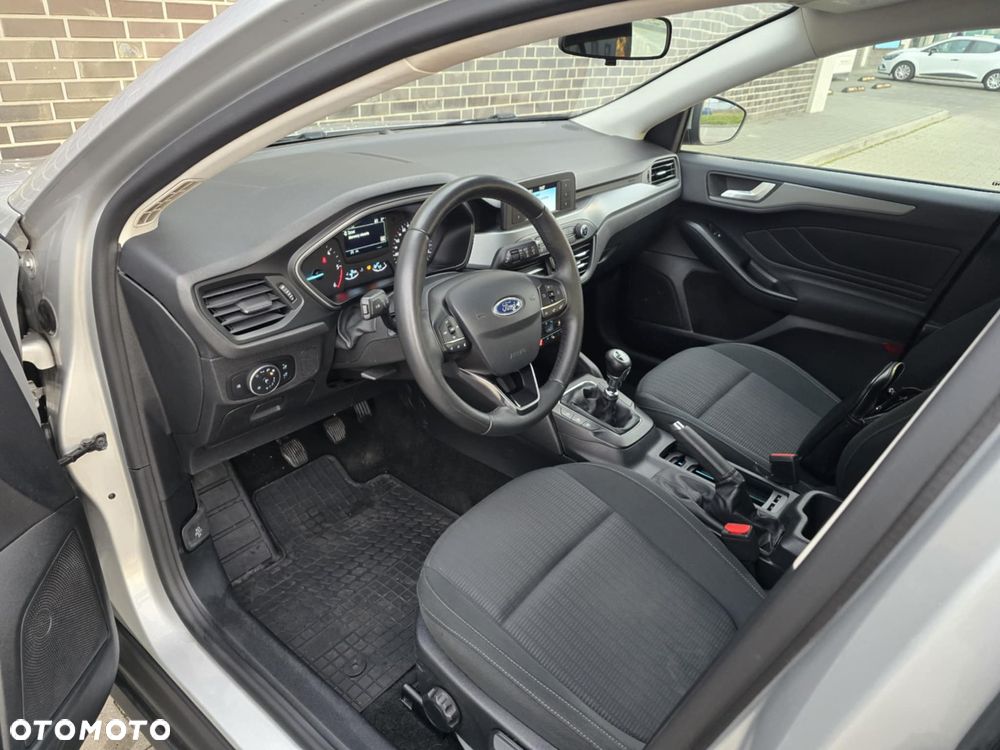 Ford Focus SW 1.5 TDCi Titanium - 18