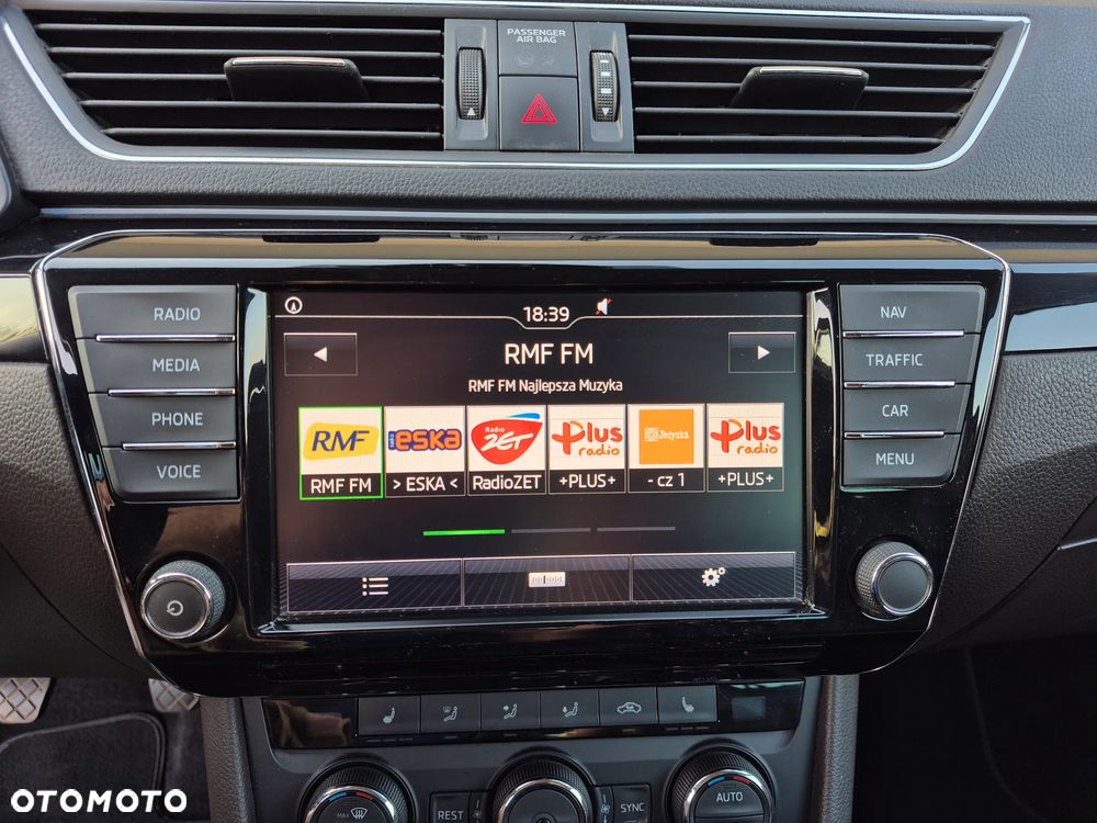 Skoda Superb 1.8 TSI L&K - 32