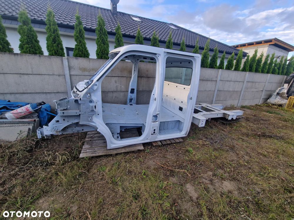KAROSERIA RENAULT MASTER IV DOKA 2023r - 17