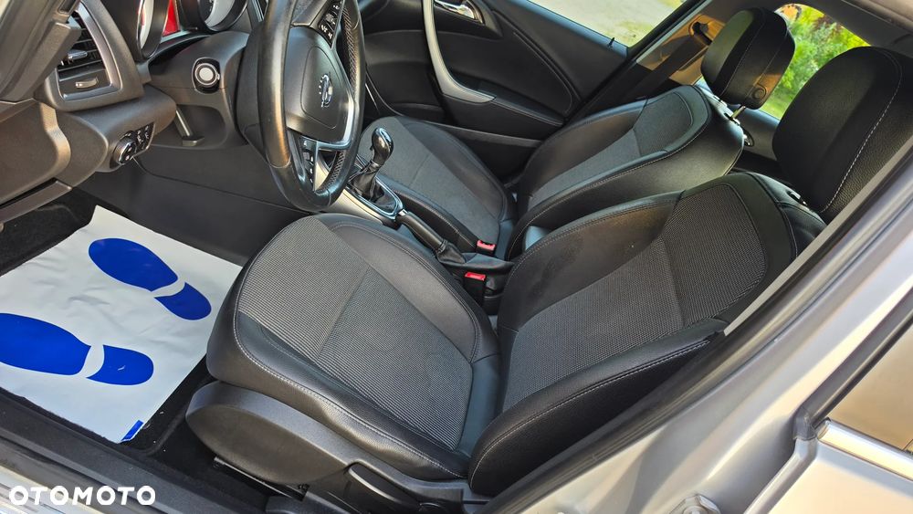 Opel Astra 1.4 T Active - 24