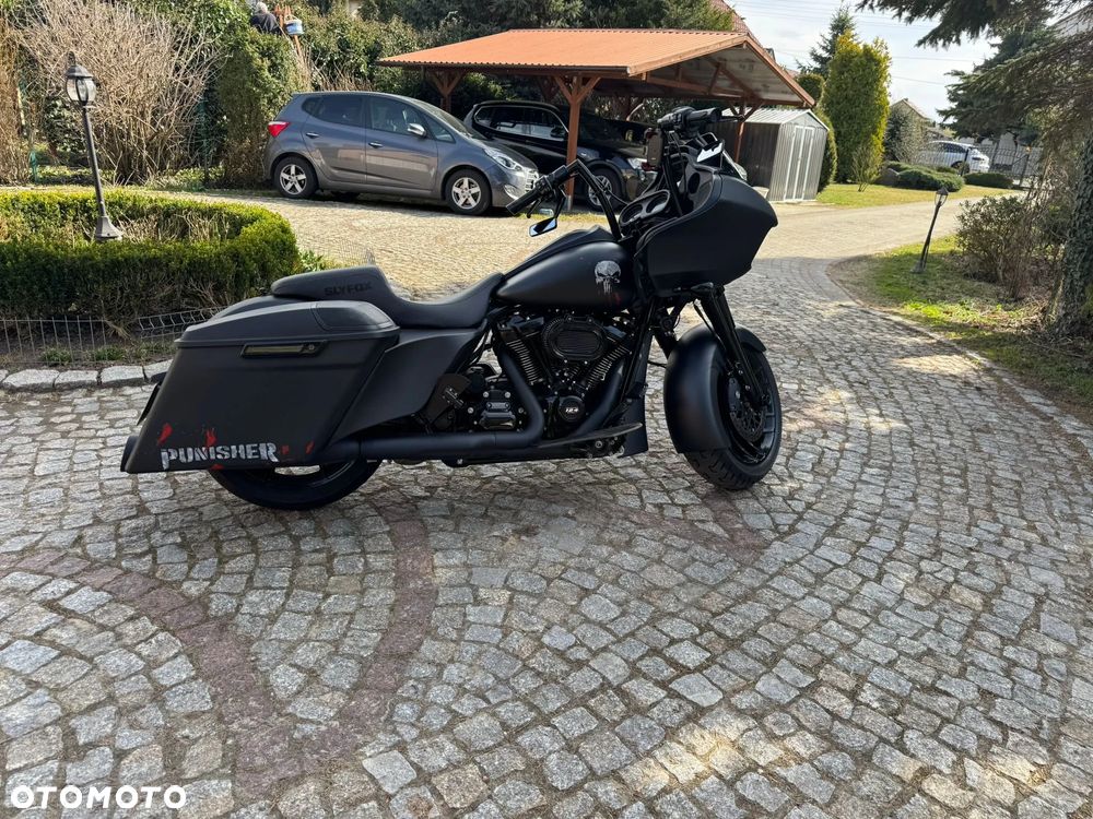 Harley-Davidson Touring Road Glide - 4