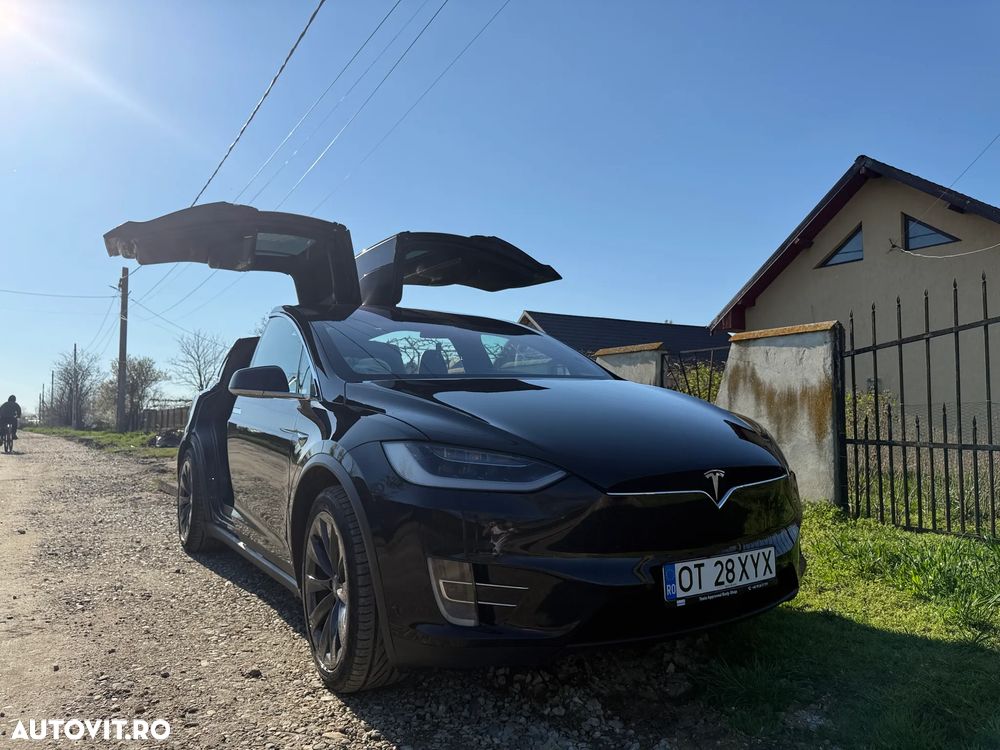 Tesla Model X Long Range - 21