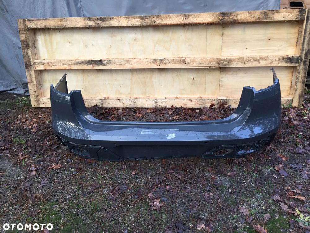 ZDERZAK Tylni - BMW Serii 7 G70 - 8081542