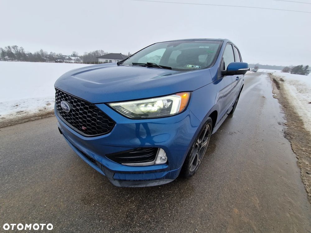 Ford Edge - 1