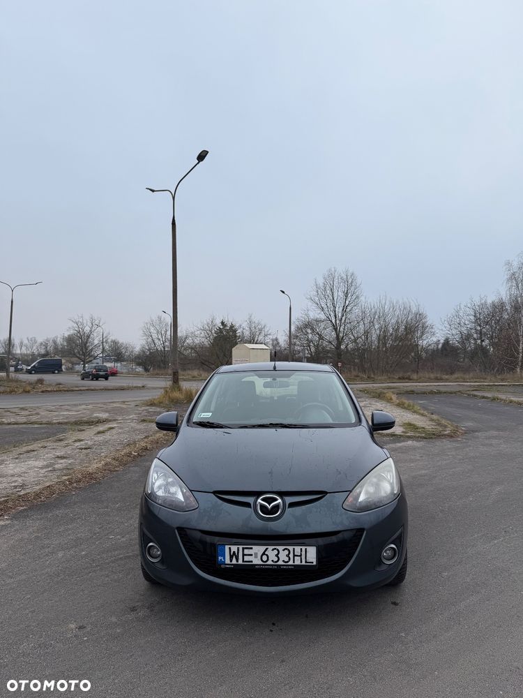Mazda 2 - 6