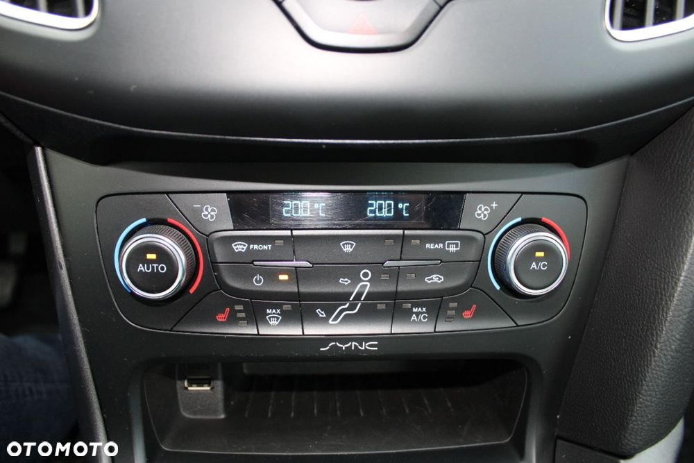 Ford Focus - 28