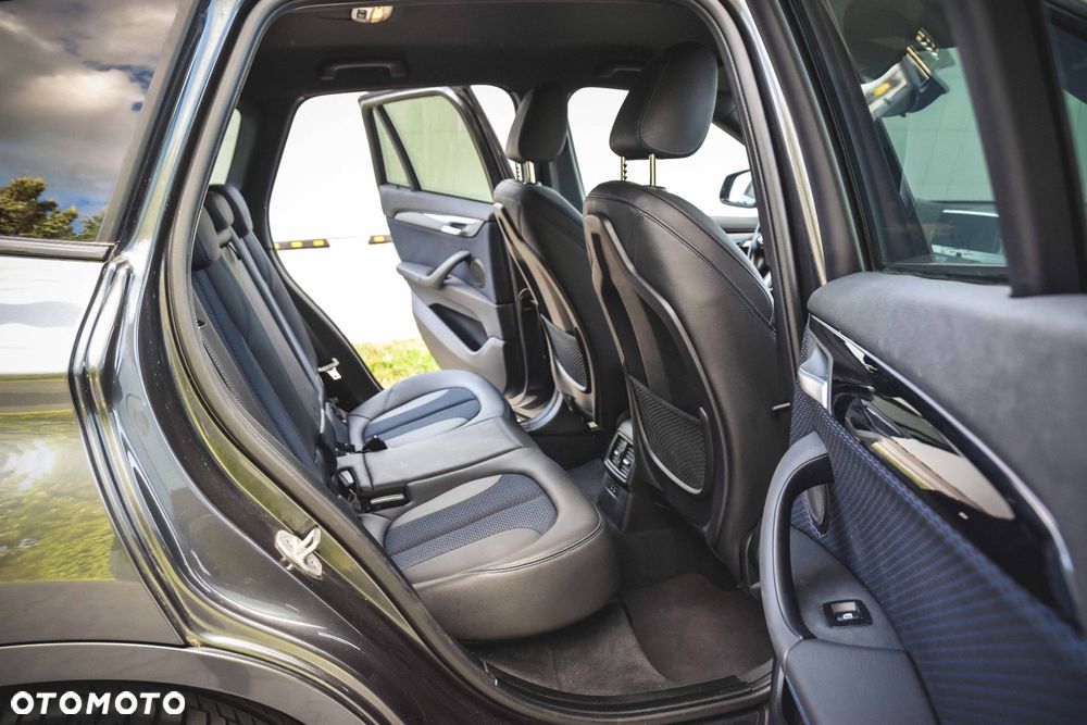 BMW X1 sDrive18d M Sport - 11