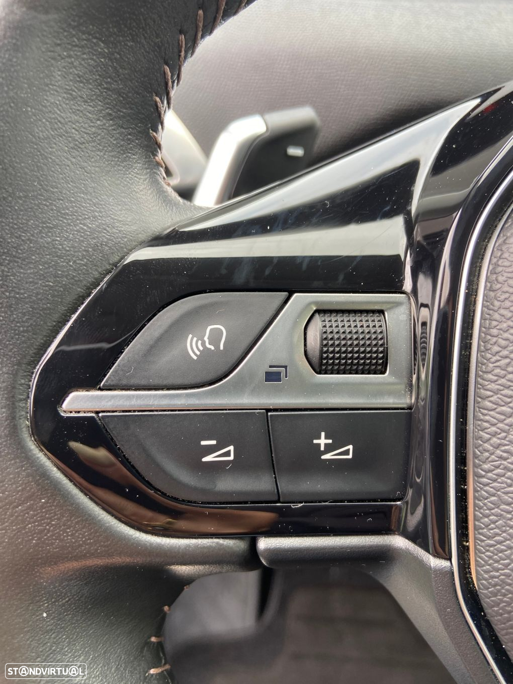 Peugeot 3008 1.5 BlueHDi Active Pack EAT8 - 13