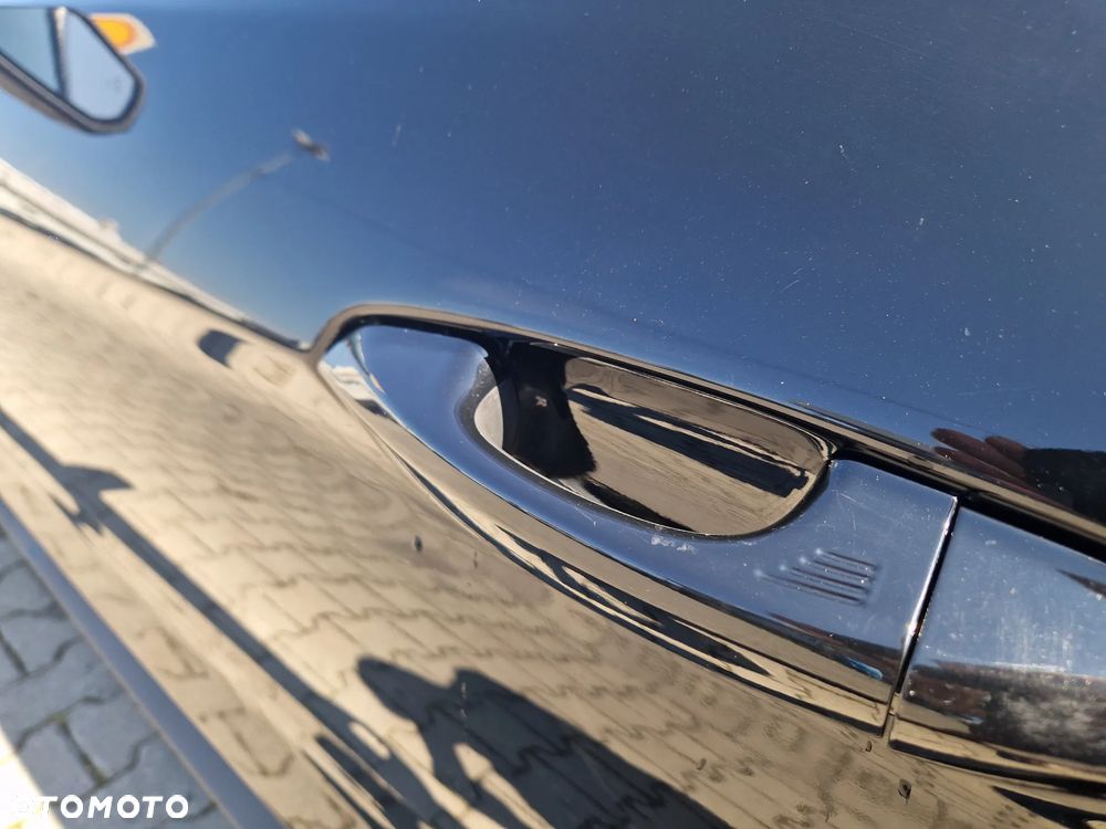 Ford Mustang - 11