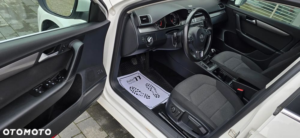 Volkswagen Passat 2.0 TDI Comfortline - 6
