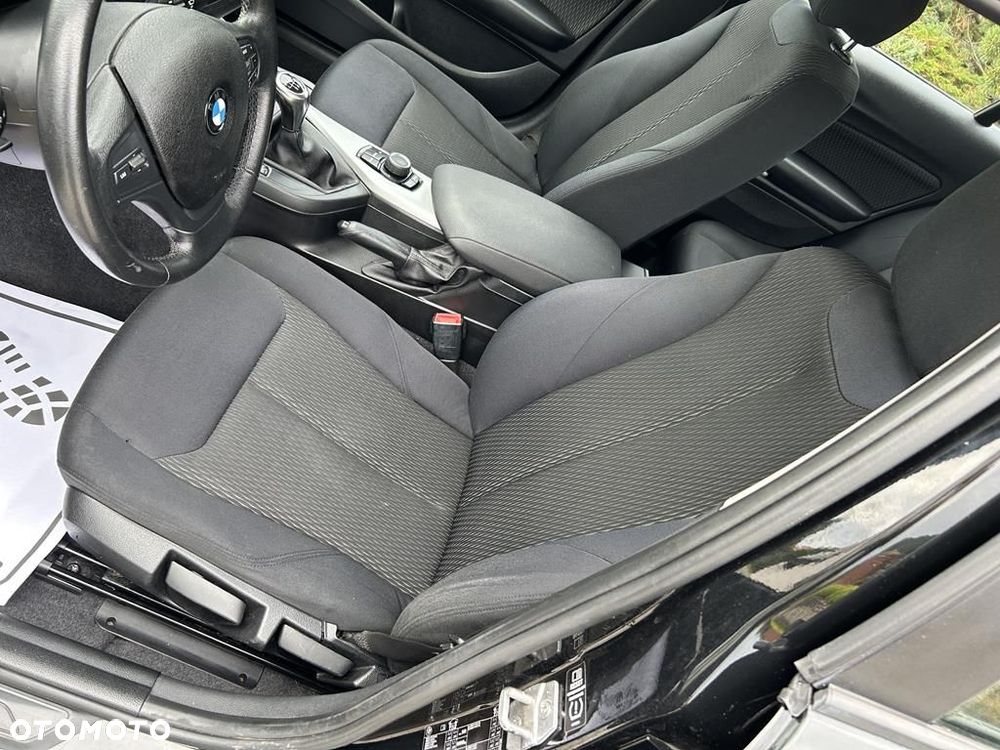 BMW Seria 1 116i - 31