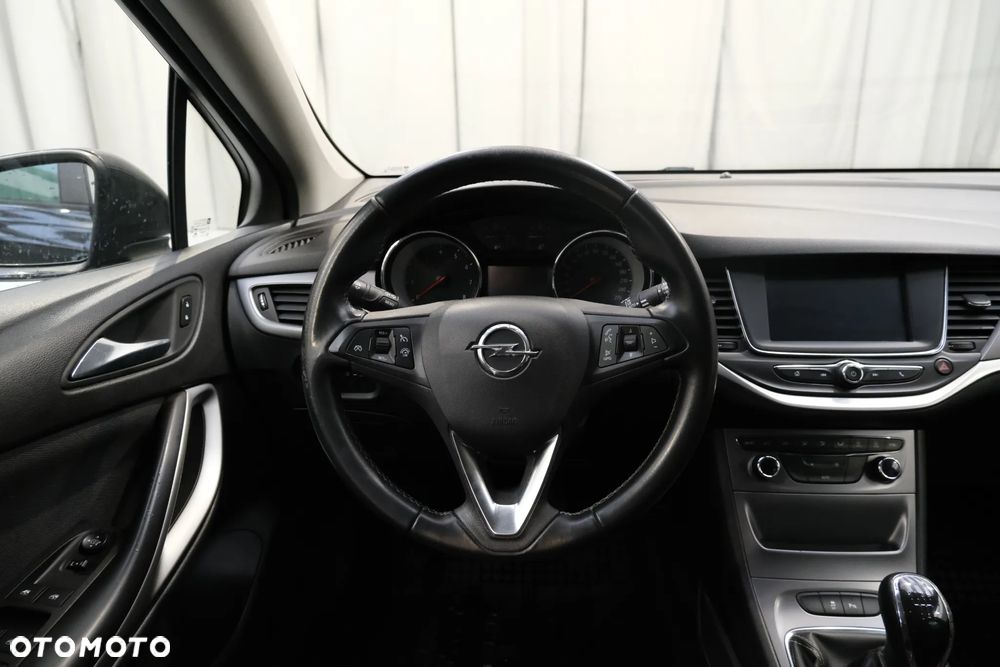 Opel Astra V 1.4 T Enjoy - 18