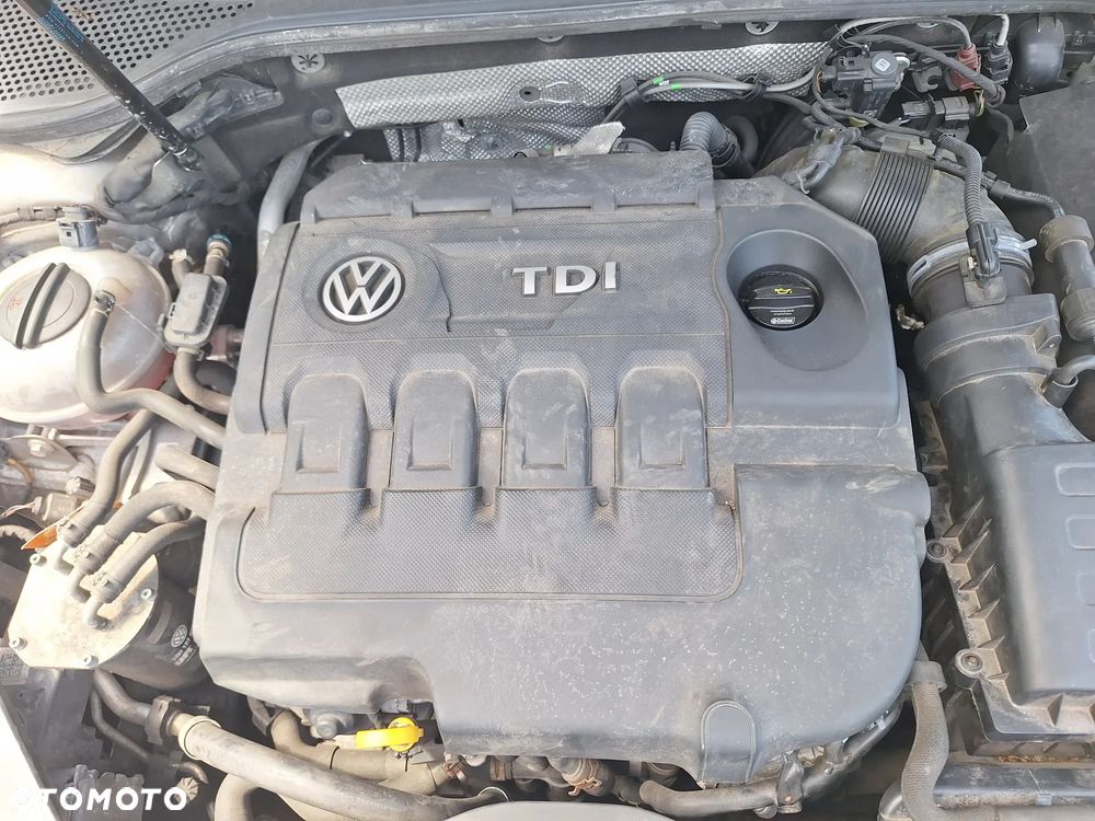 Volkswagen Passat 2.0 TDI BMT Comfortline DSG - 35