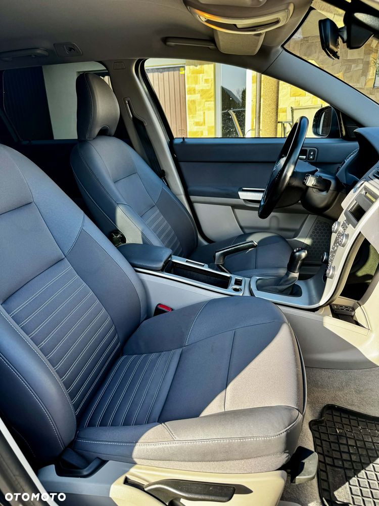 Volvo V50 D5 - 4