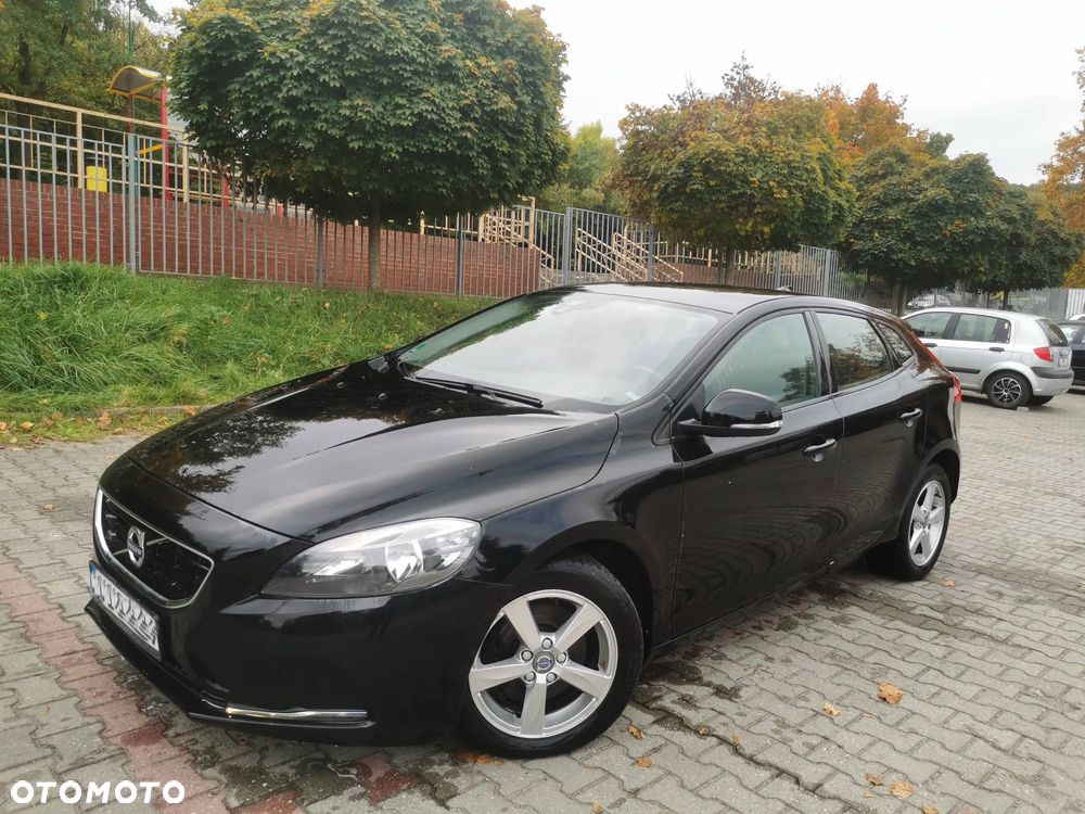 Volvo V40 2016 photo 2