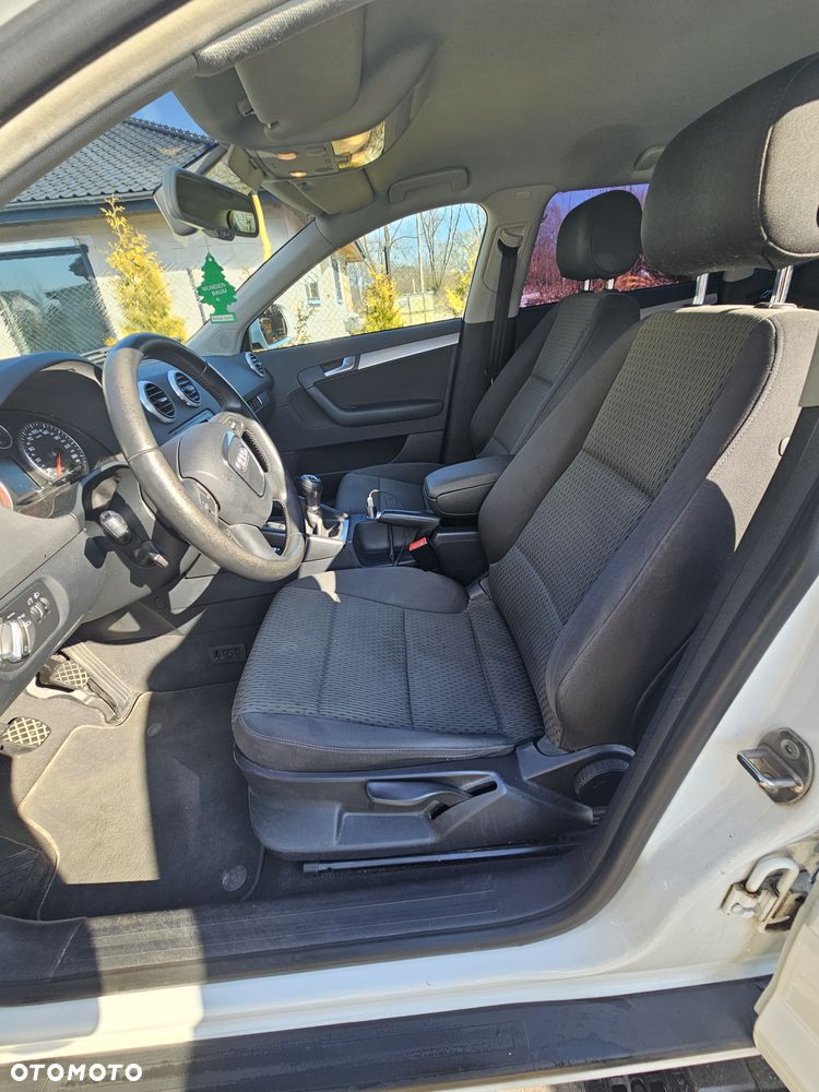 Audi A3 Sportback 2.0 TDI DPF Ambition - 8