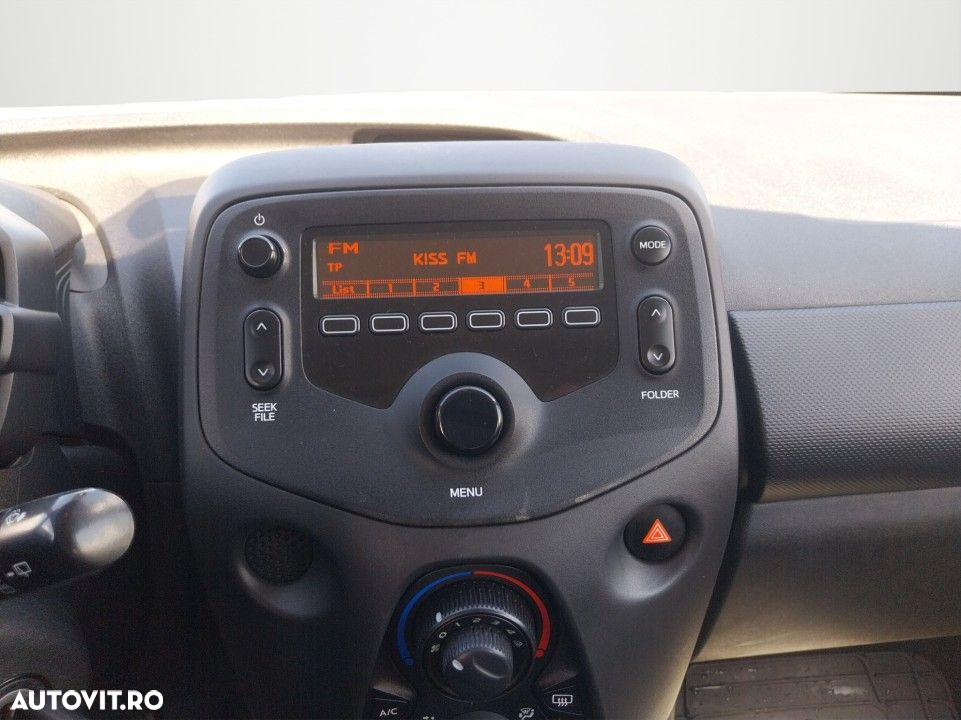 Toyota Aygo - 16