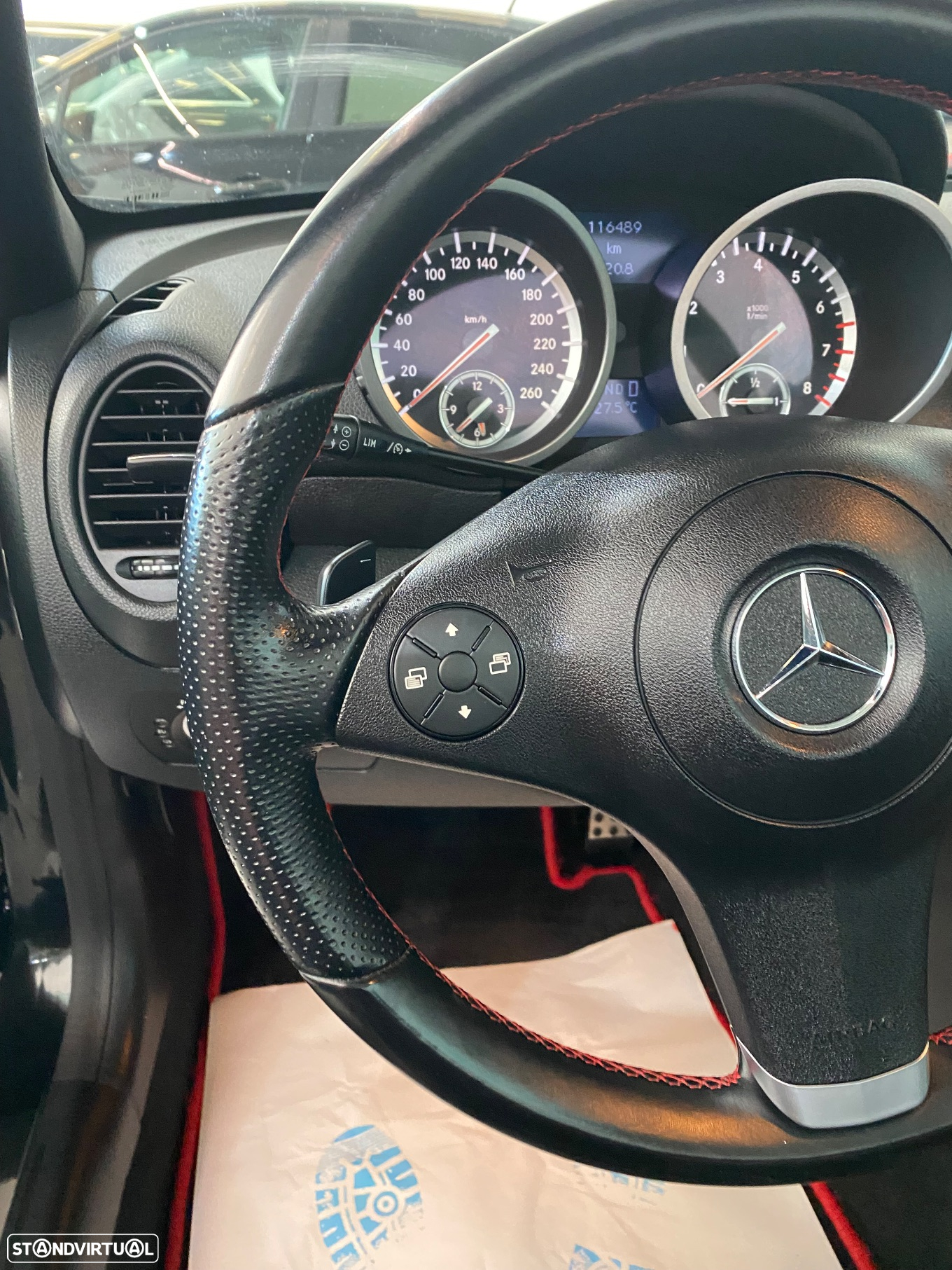 Mercedes-Benz SLK 200 (BlueEFFICIENCY) 7G-TRONIC - 9