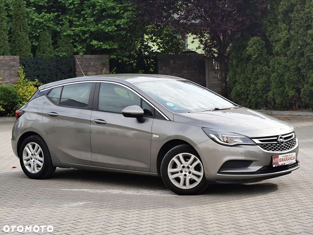 Opel Astra - 25
