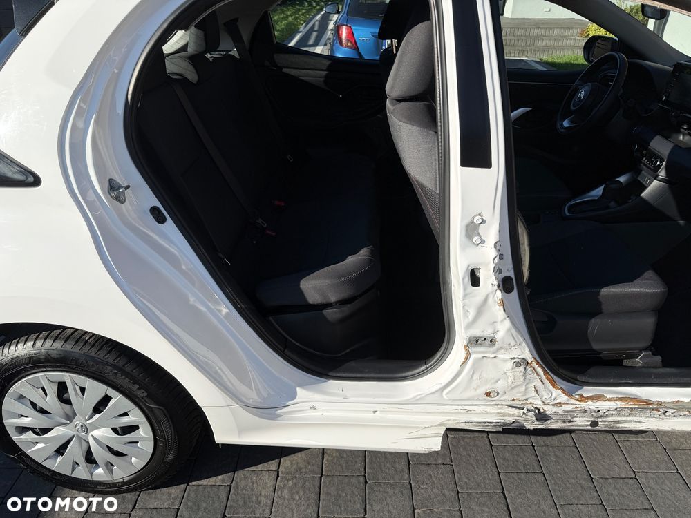Toyota Yaris Hybrid 1.5 Active - 14